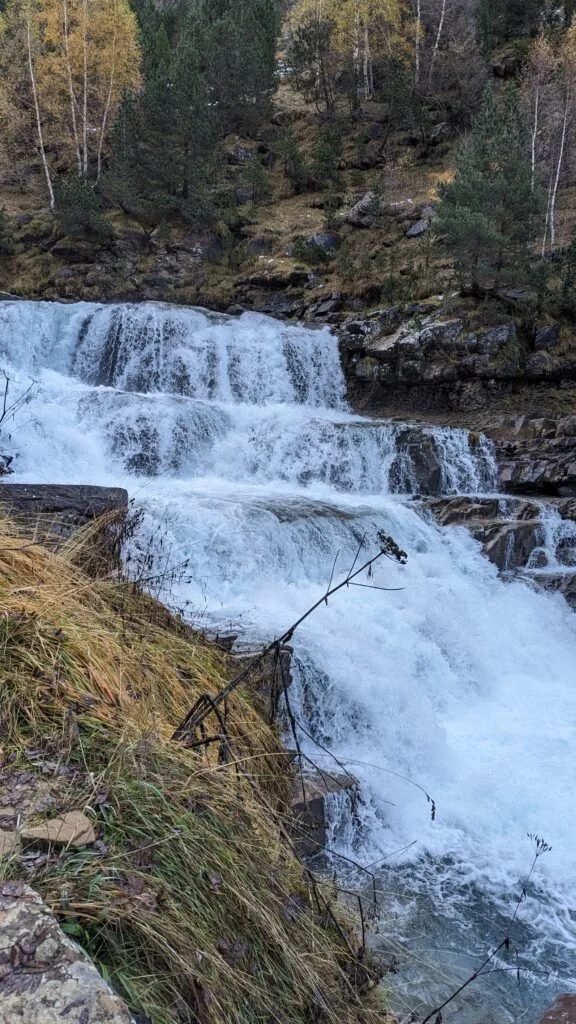 cascada de la cola de caballo ordesa