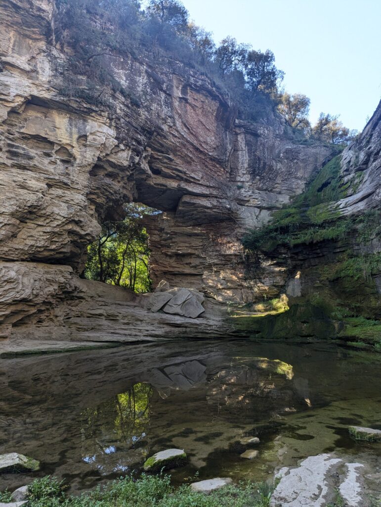 salto de agua la foradada